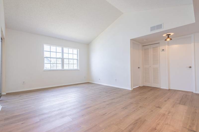 2 bedroom Condominium at 1635 SE Green Acres #Dd201, Evergreen At Port St Lucie, A Condominium, Port St. Lucie — photo 4