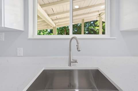 5926 SE Inez Avenue, Stuart FL - photo 14 of 42