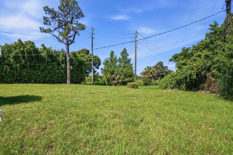 5926 SE Inez Avenue, Stuart FL - photo 24 of 42