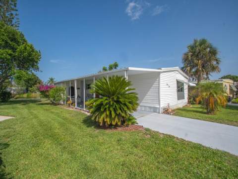 42 Village Lane, Jensen Beach FL - photo 8 of 37