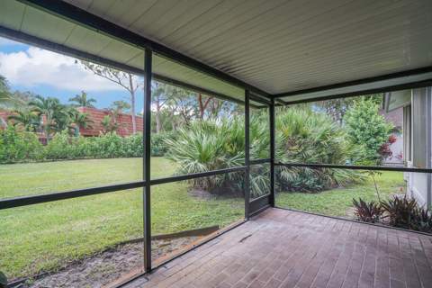 3680 Arelia Drive, Delray Beach FL - photo 16 of 32