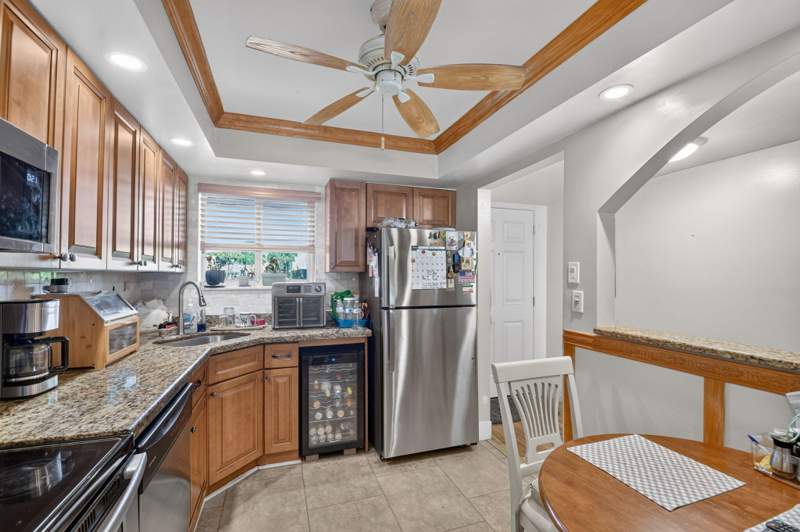 2 bedroom Condominium at 3186 Via Poinciana #114, Poinciana Lakes Condo, Lake Worth — photo 4