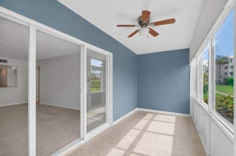 3186 Via Poinciana #114, Lake Worth FL - photo 8 of 55