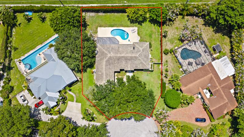 4 bedroom Single Family Residence at 3 SE Loggerhead Lane, Turtle Creek Village, Tequesta — photo 3