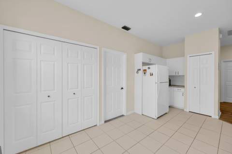 986 NW Tuscany Drive, Port St. Lucie FL - photo 12 of 43