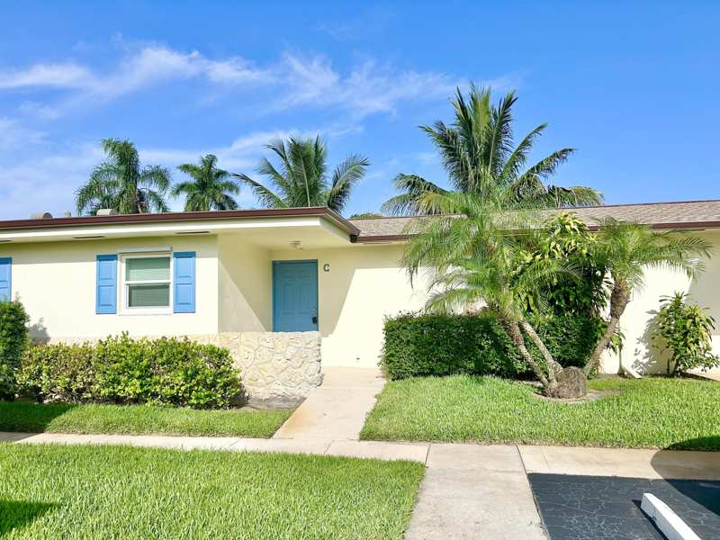 1 bedroom Villa at 2844 Crosley Drive #C, Cresthaven Villas 14 Condo, West Palm Beach — photo 1