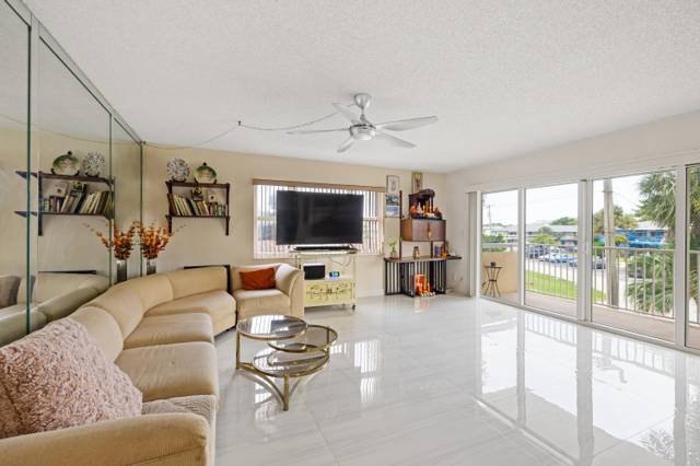 1200 Hibiscus Avenue #201