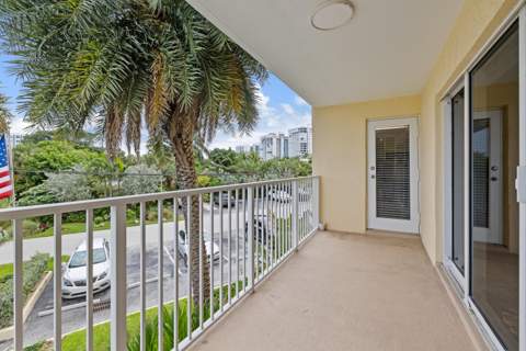 1200 Hibiscus Avenue #201, Pompano Beach FL - photo 20 of 31