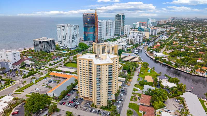 2 bedroom Condominium at 1200 Hibiscus Avenue #201, Aristocrat Ocean And Lakeview Condominium, Pompano Beach — photo 2