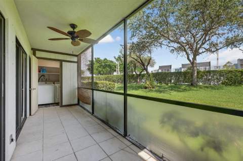 9441 W McNab Road #111, Tamarac FL - photo 22 of 27