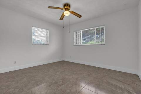 2100 N 57th Avenue, Hollywood FL - photo 22 of 41