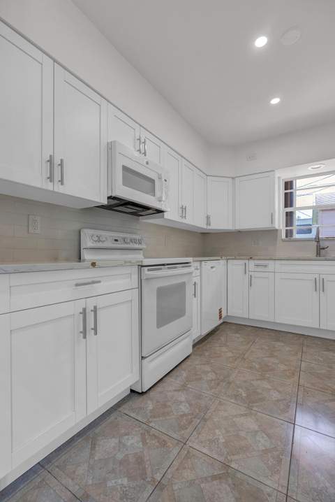 2100 N 57th Avenue, Hollywood FL - photo 18 of 41