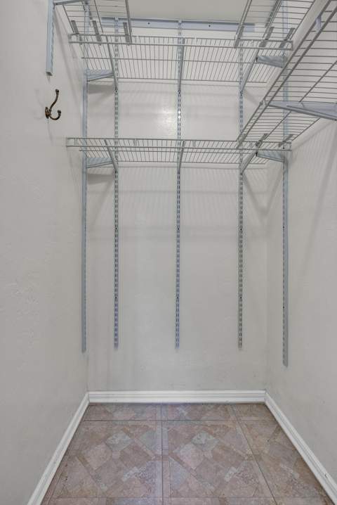 2100 N 57th Avenue, Hollywood FL - photo 17 of 41