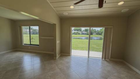 5263 Copperleaf Circle, Delray Beach FL - photo 10 of 43