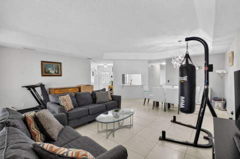 19881 Villa Medici Place, Boca Raton FL - photo 10 of 37
