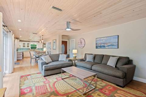 3315 FERNWOOD Drive, Boynton Beach FL - photo 15 of 49