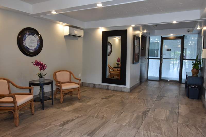 2 bedroom Condominium at 6020 NW 44th Street #304, Greens Of Inverrary Phase I, Lauderhill — photo 5