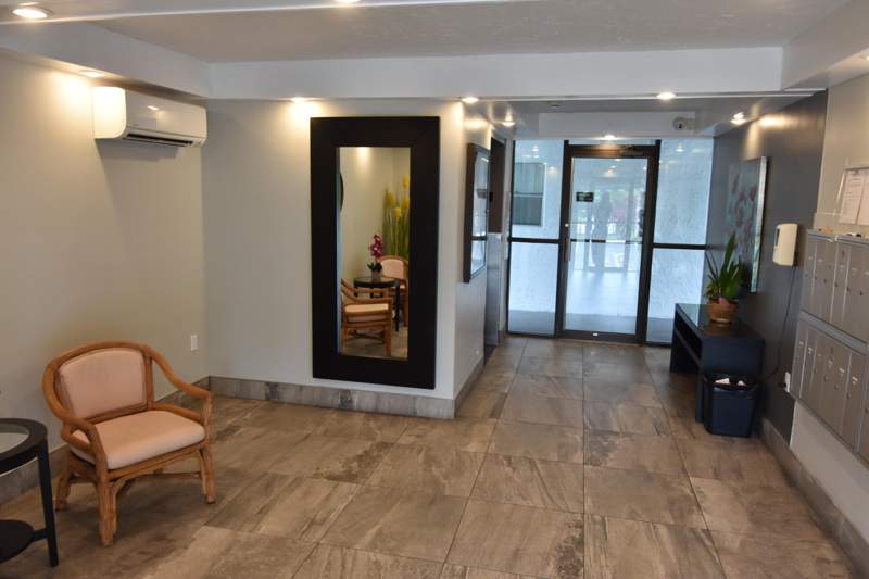 2 bedroom Condominium at 6020 NW 44th Street #304, Greens Of Inverrary Phase I, Lauderhill — photo 4