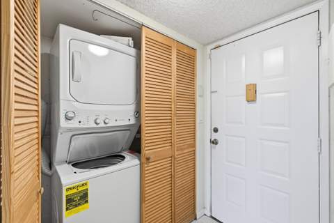 10501 W Broward Boulevard #405, Plantation FL - photo 12 of 38