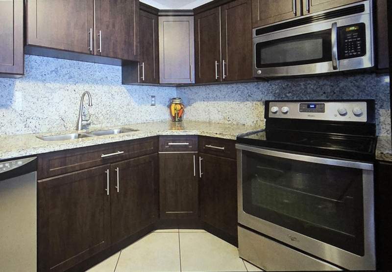 4 bedroom Single Family Residence at 2441 Pine Tree Drive, Miramar Sec 13, Miramar — photo 4