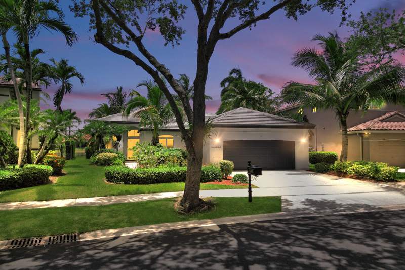 3 bedroom Single Family Residence at 1163 Camellia Circle, SECTOR 6 EAST, Weston — photo 1