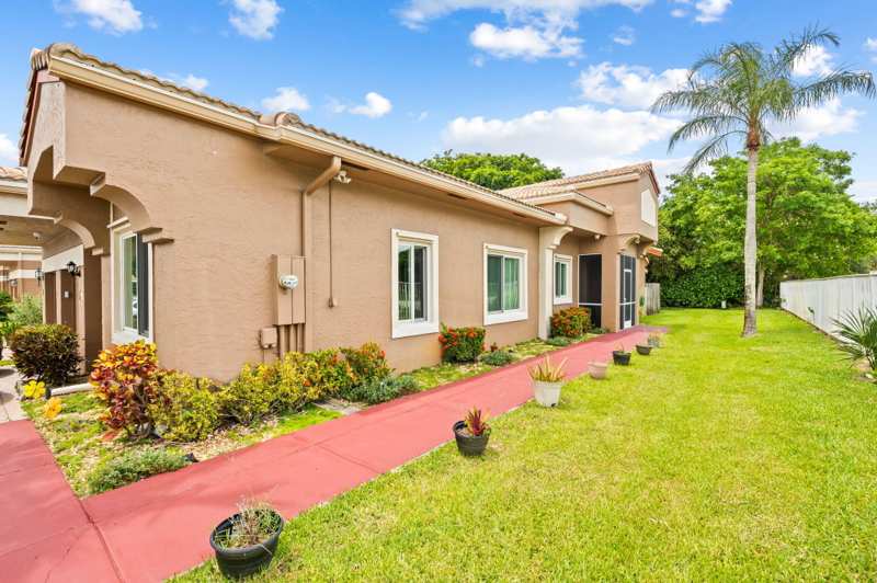 3 bedroom Villa at 10156 Lombardy Drive, Lombardy Replat, Tamarac — photo 1