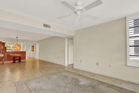 3636 Whitehall Drive #105, West Palm Beach FL - photo 11 of 37