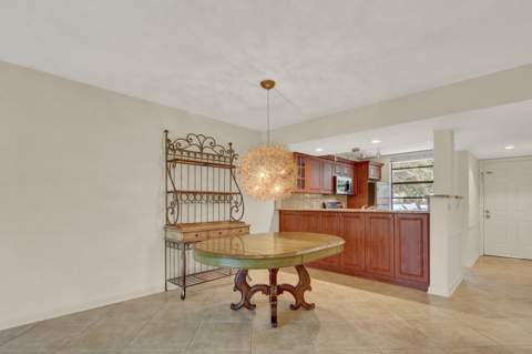 3636 Whitehall Drive #105, West Palm Beach FL - photo 7 of 37