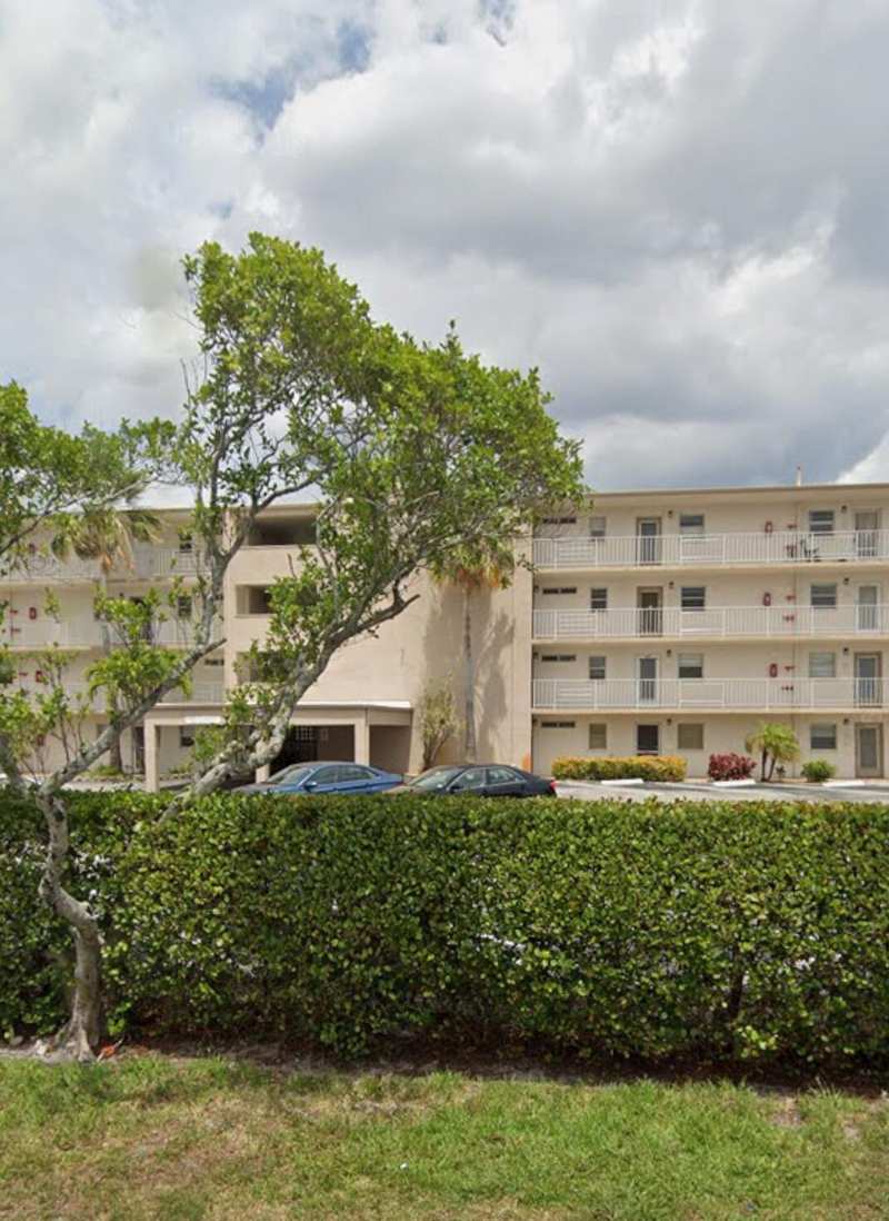 2 bedroom Condominium at 2601 NE 3rd Court #2100, Village Royale Greendale Condo, Boynton Beach — photo 1