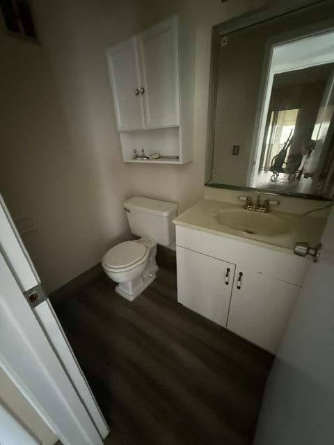 2 bedroom Condominium at 36 Norwich B, Norwich Condo, West Palm Beach — photo 3