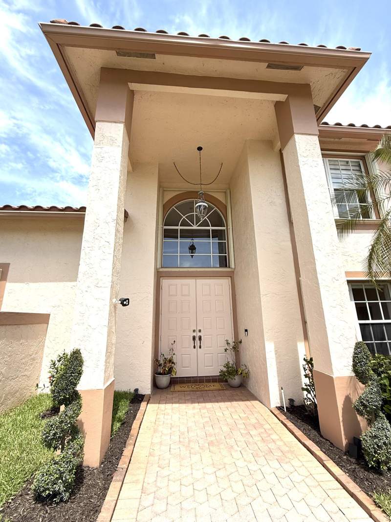 3 bedroom Single Family Residence at 9392 Cascade Court, Boynton Waters, Boynton Beach — photo 2