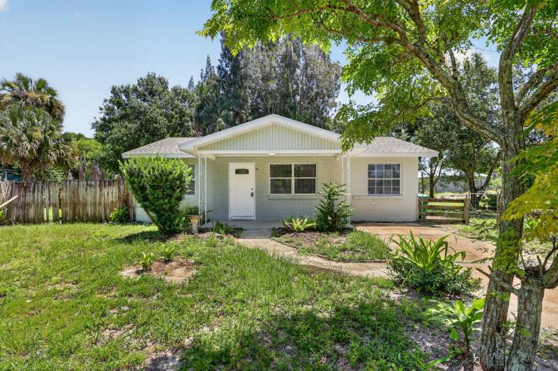 3 bedroom Single Family Residence at 1920 N 48th Street, Harmony Heights, Fort Pierce — photo 3