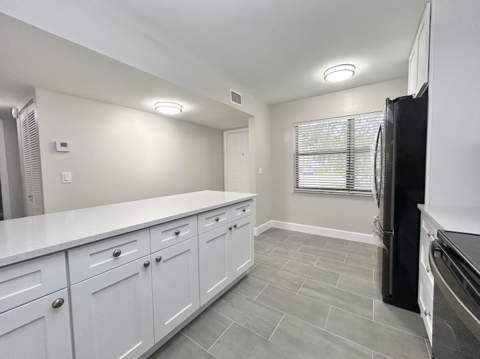 7681 Tahiti Lane #102, Lake Worth FL - photo 9 of 71