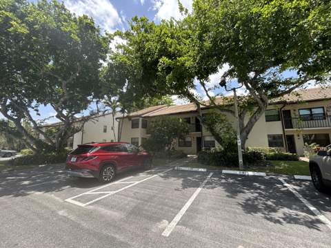 7681 Tahiti Lane #102, Lake Worth FL - photo 7 of 71