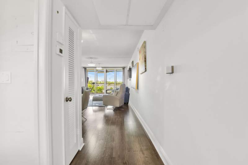 2 bedroom Condominium at 3000 NE 48th Court #402, No 2 Palm-Aire At Coral Key, Lighthouse Point — photo 5
