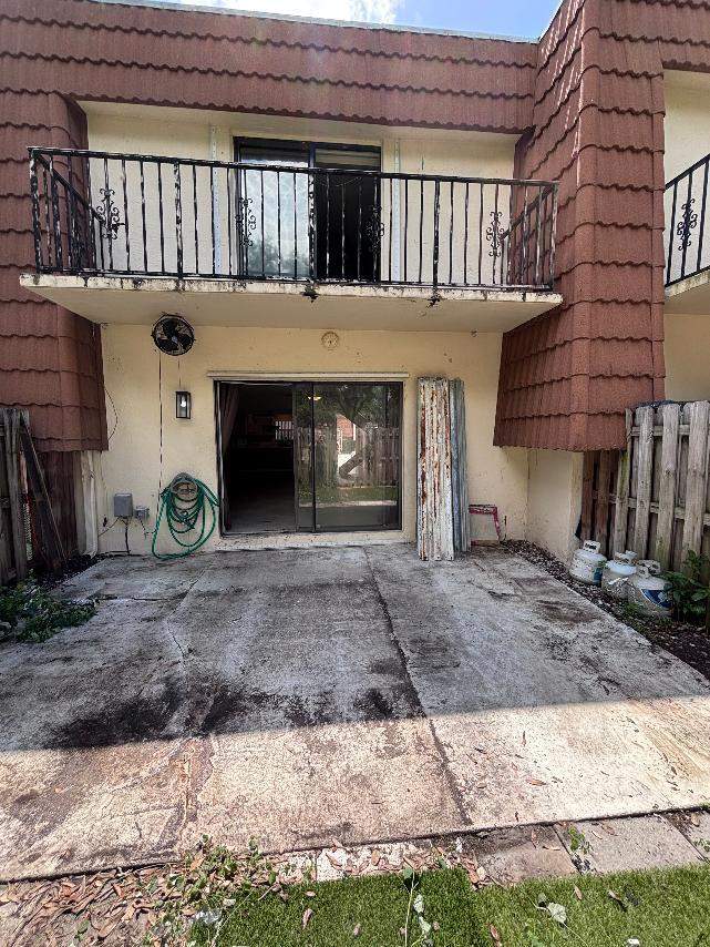 2 bedroom Townhouse at 113 NW 115th Terrace, Chateaulaine, Plantation — photo 3