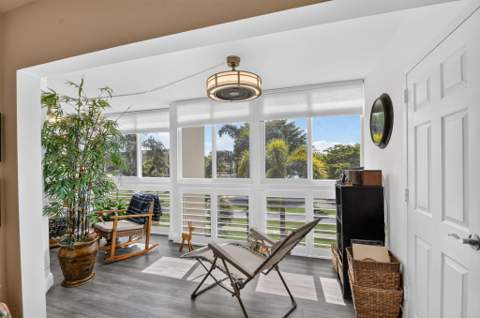 3590 Via Poinciana #311, Lake Worth FL - photo 17 of 56