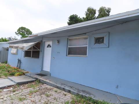 3956 Melaleuca Lane, Lake Worth FL - photo 14 of 23