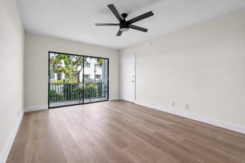 130 Cypress Club Drive #309, Pompano Beach FL - photo 9 of 48