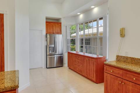 551 NW 108th Avenue, Plantation FL - photo 21 of 44