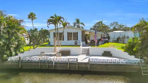 7639 SE Fork River Drive, Stuart FL - photo 7 of 46