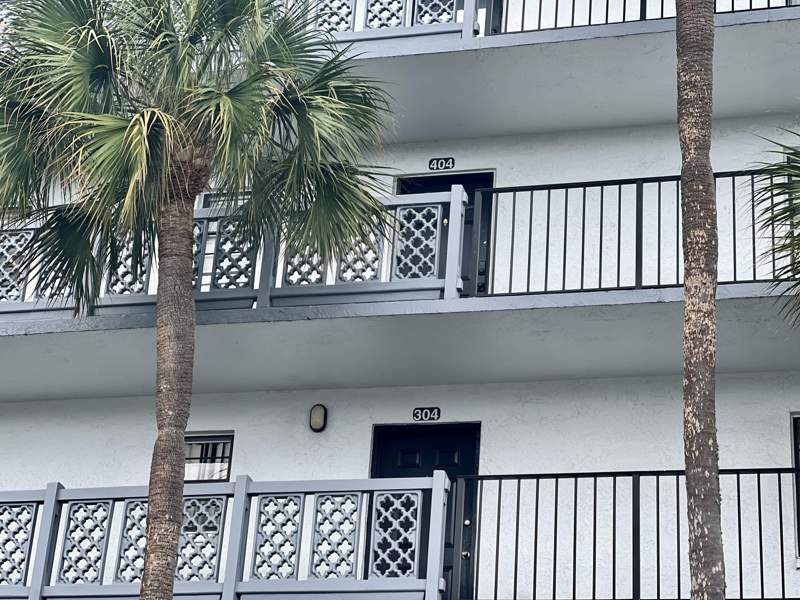2 bedroom Condominium at 9235 SW 8th Street #304, Isle Of Sandalfoot Condo 4, Boca Raton — photo 4