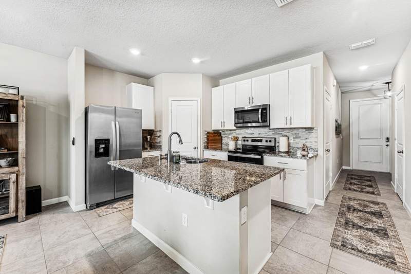 3 bedroom Townhouse at 329 SE Halifax Lane, Seaside, Stuart — photo 5