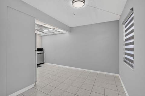 4022 Hythe B, Boca Raton FL - photo 16 of 38