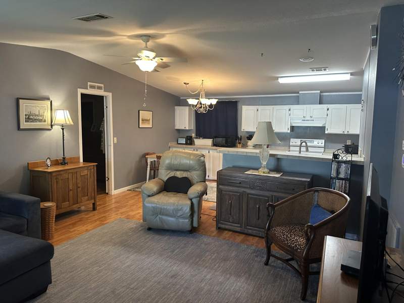 2 bedroom Single Family Residence at 479 Tropical Isles Circle #F-18, Tropical Isles, Fort Pierce — photo 3