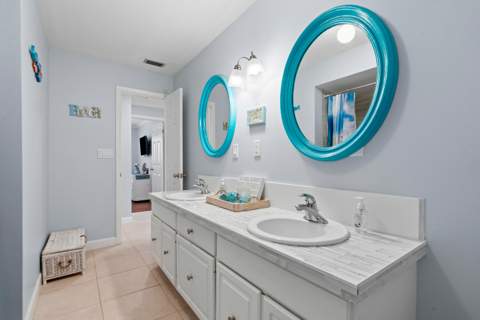 4796 SE Manatee Terrace, Stuart FL - photo 11 of 43