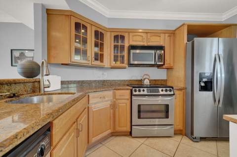 1501 E Broward Boulevard #810, Fort Lauderdale FL - photo 10 of 32