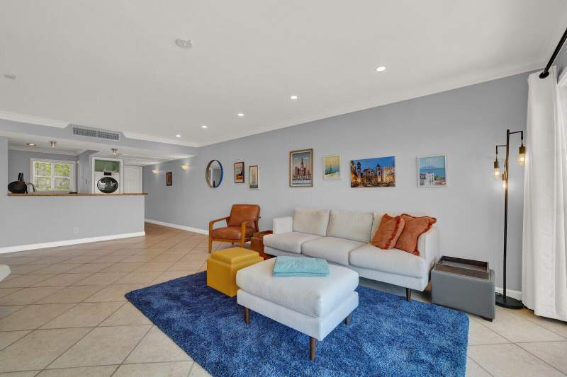 2 bedroom Condominium at 1501 E Broward Boulevard #810, Pine Crest Village I At, Fort Lauderdale — photo 4