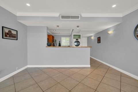 1501 E Broward Boulevard #810, Fort Lauderdale FL - photo 8 of 32