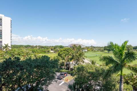2000 Presidential Way #501, West Palm Beach FL - photo 21 of 33